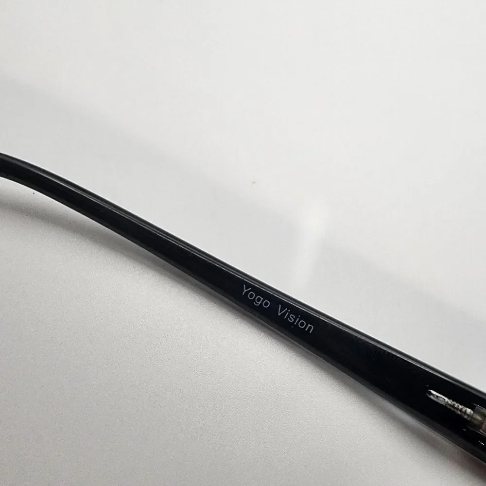 NWOT Yogo Vision Black & Clear +2.50 Readers